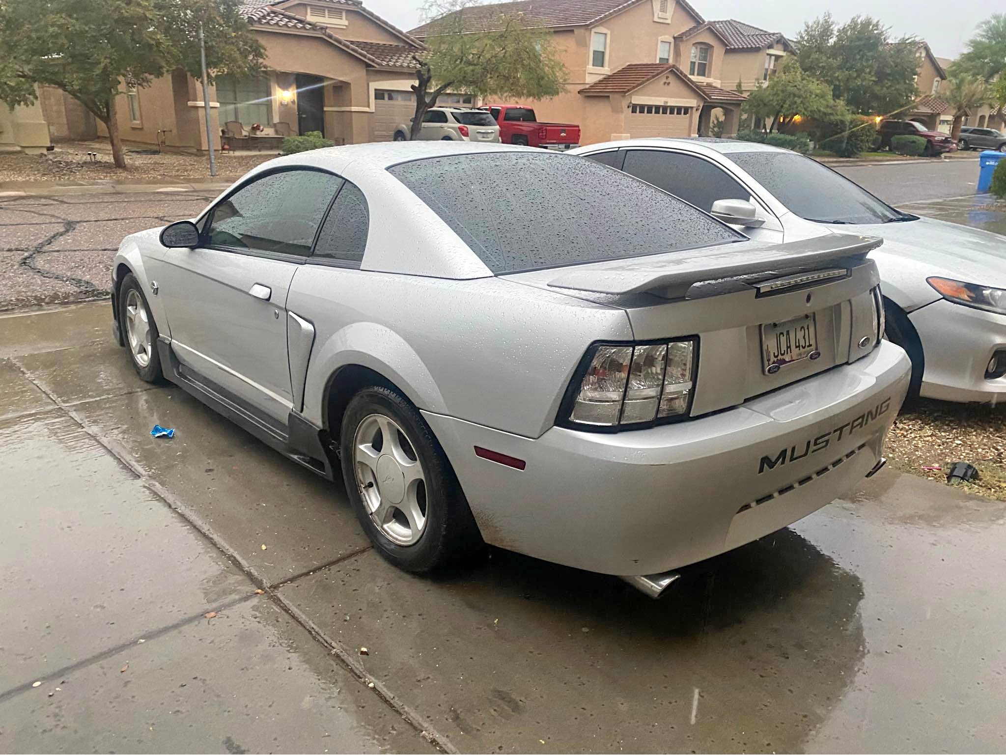 2004 Ford Mustang - Coupe 2D