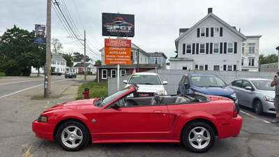 2004 Ford Mustang Deluxe Convertible 2D