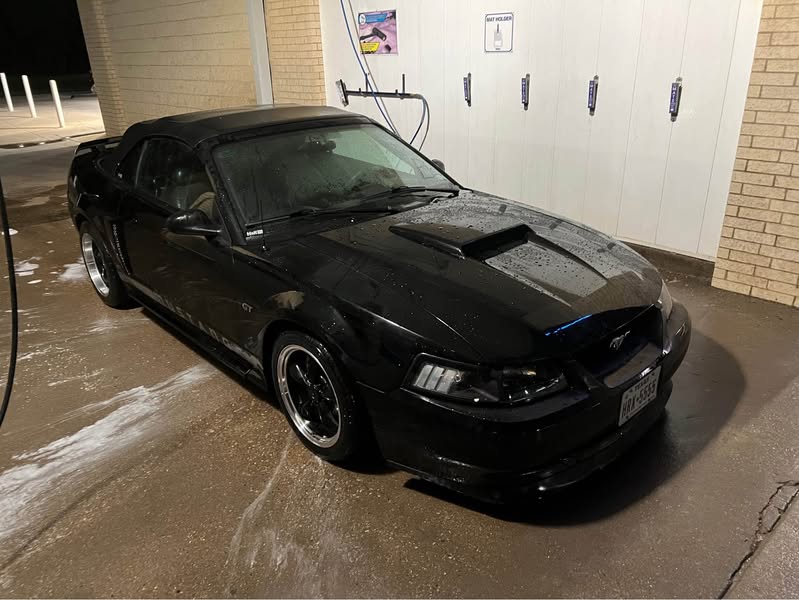 2002 Ford Mustang - Premium Convertible 2D