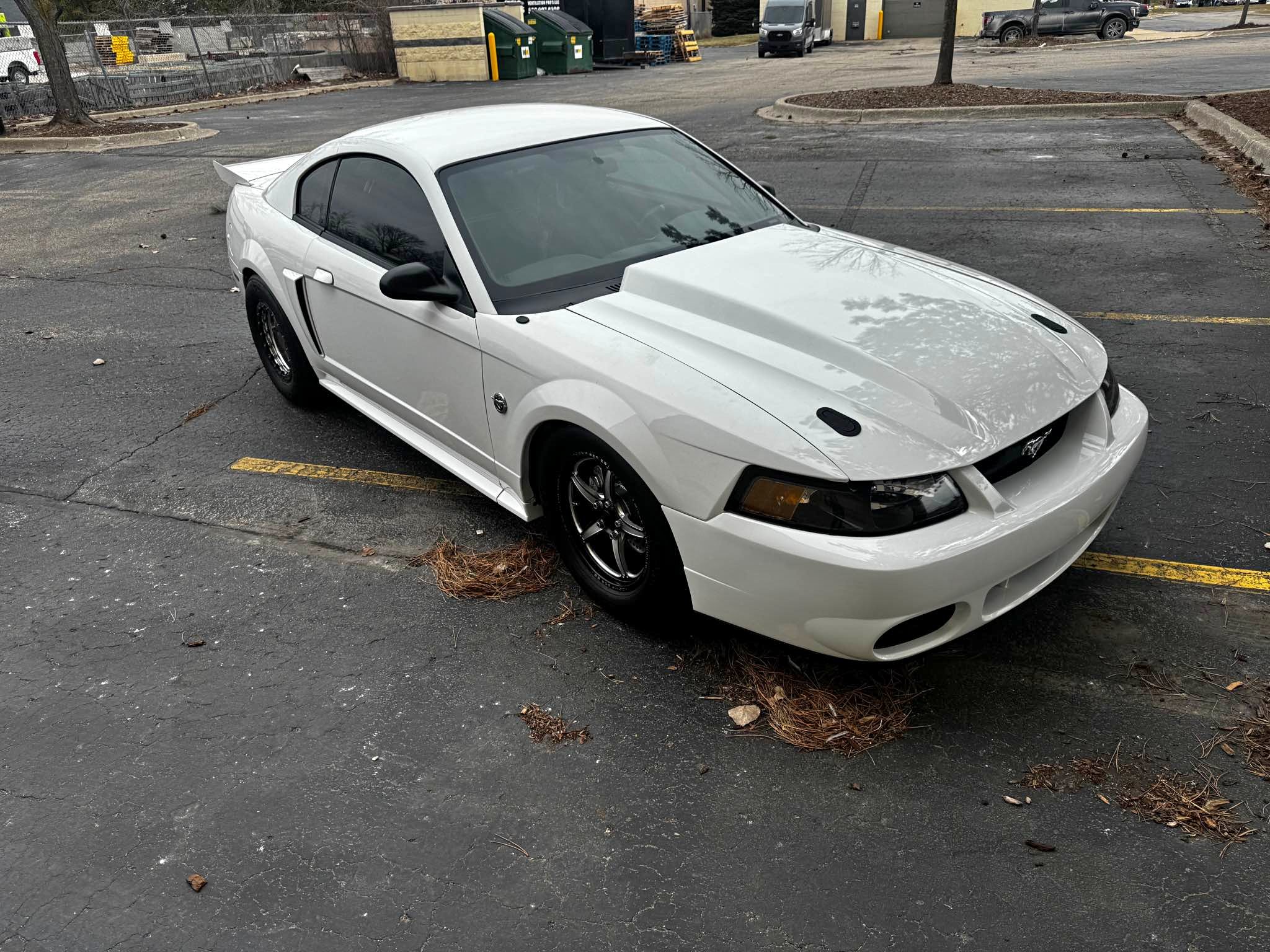 2004 Ford Mustang Mach 1 Premium Coupe 2D