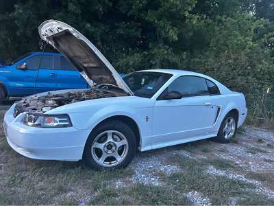 2002 Ford Mustang - Two door coupe