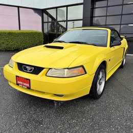 2002 Ford Mustang GT Deluxe 2dr Convertible