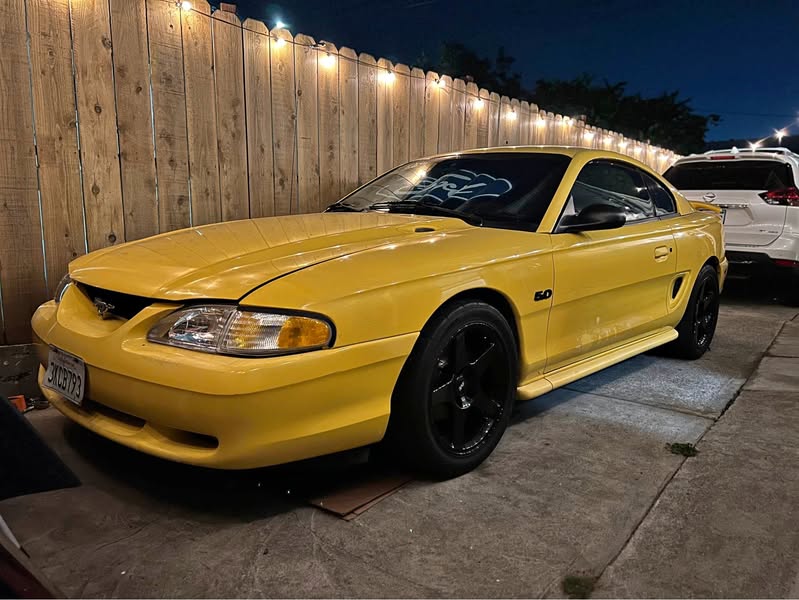 1994 Ford Mustang - GT