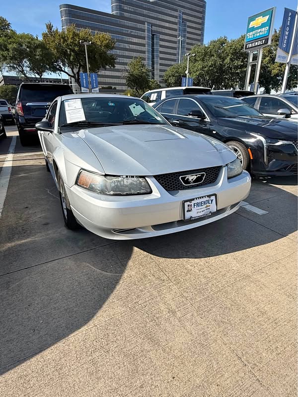 2004 Ford Mustang
