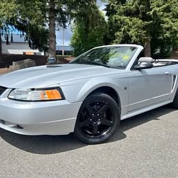 2000 Ford Mustang