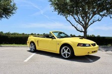 2001 Ford Mustang GT Deluxe 2dr Convertible