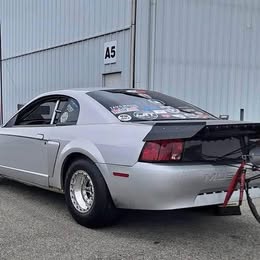 2000 Ford Mustang
