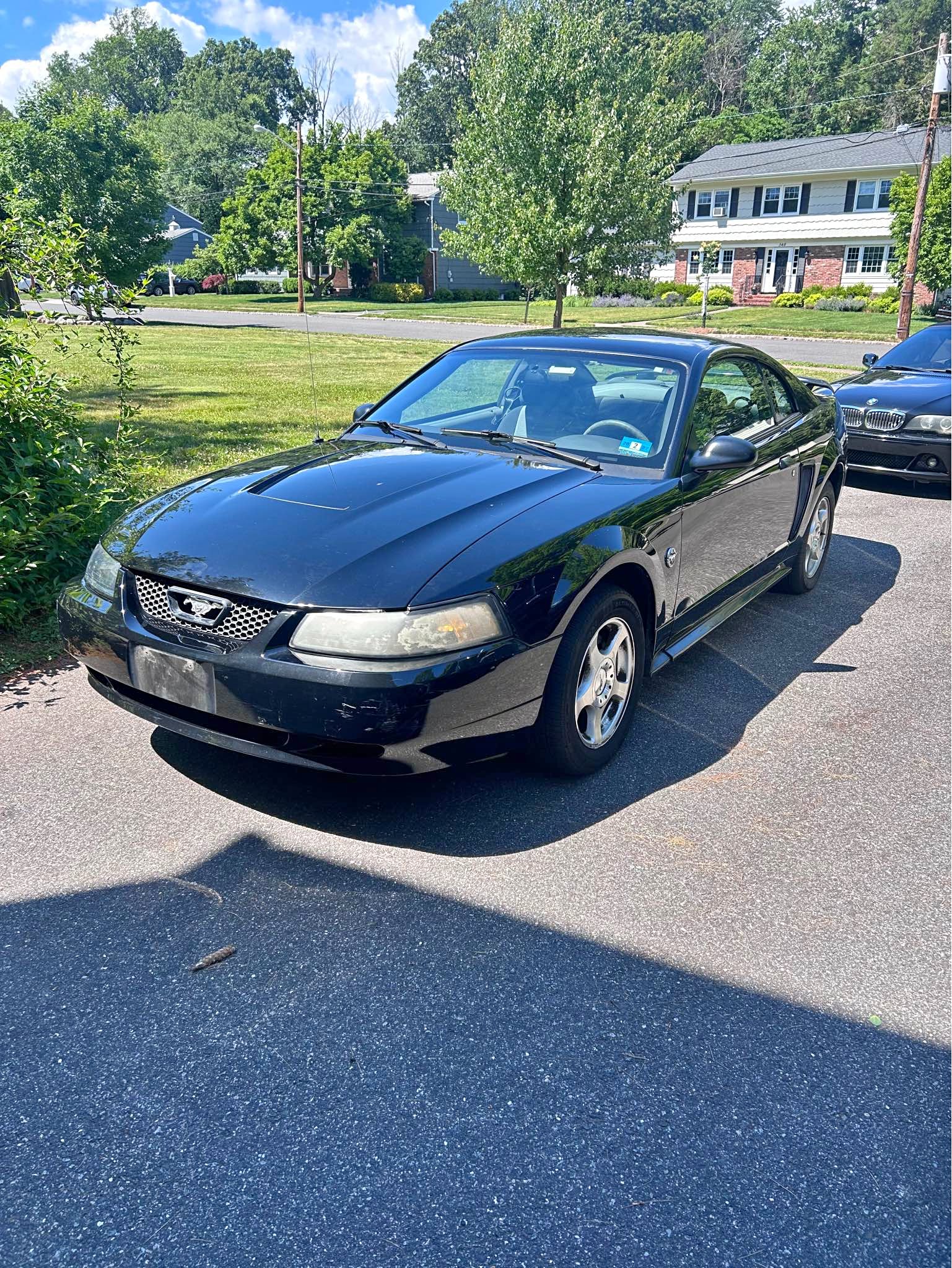 2004 Ford Mustang - 6cyl
