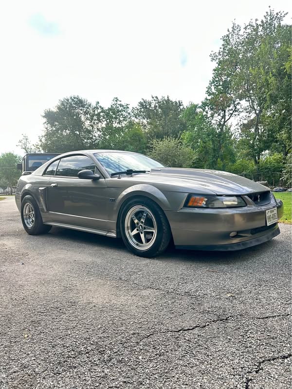 2002 Ford Mustang - GT Deluxe Coupe 2D