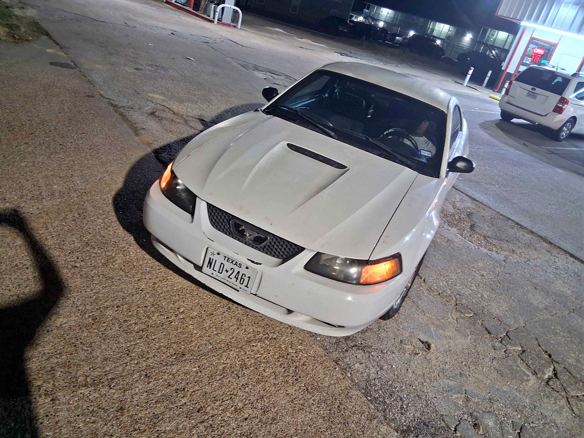 2004 Ford Mustang - Coupe 2D