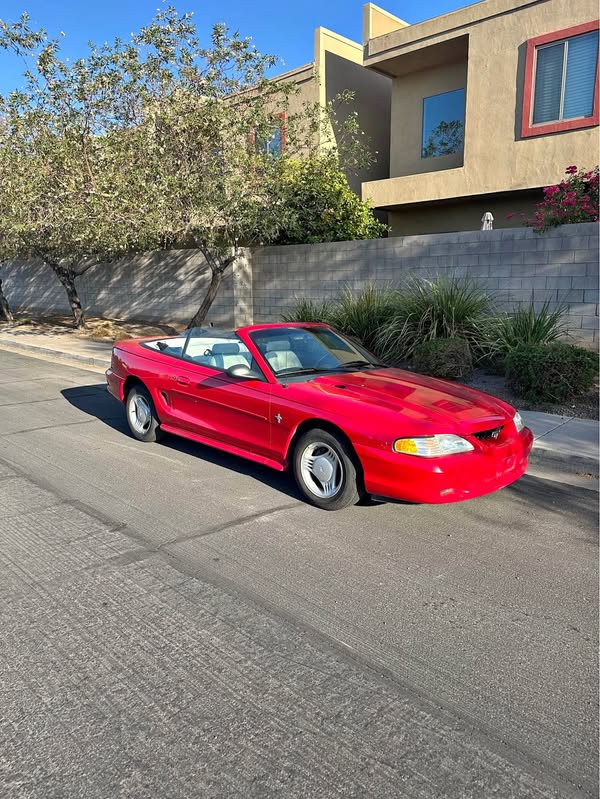 1994 Ford Mustang - Convertible 2D