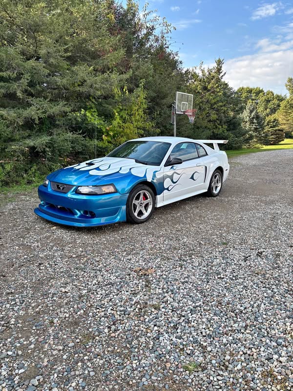 2004 Ford Mustang - GT Deluxe Coupe 2D