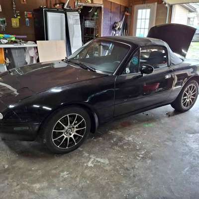 1997 Mazda MAZDA MX-5 Miata RF - Base Model