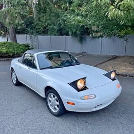 1997 Mazda MAZDA MX-5 Miata RF - Club Convertible 2D