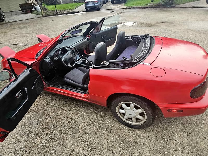 1990 Mazda MAZDA MX-5 Miata RF - Club Convertible 2D