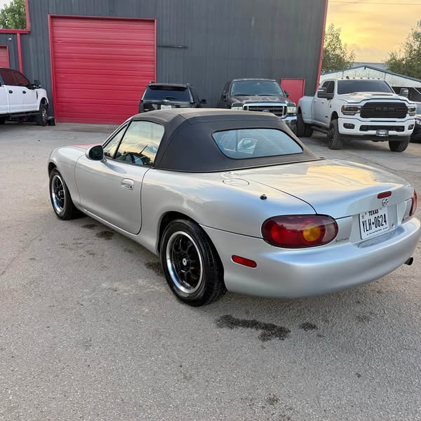 1999 Mazda MAZDA MX-5 Miata RF