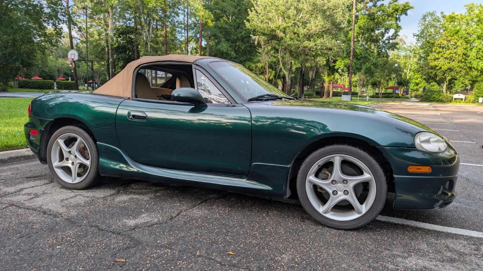 2001 Mazda MX-5 Miata BASE