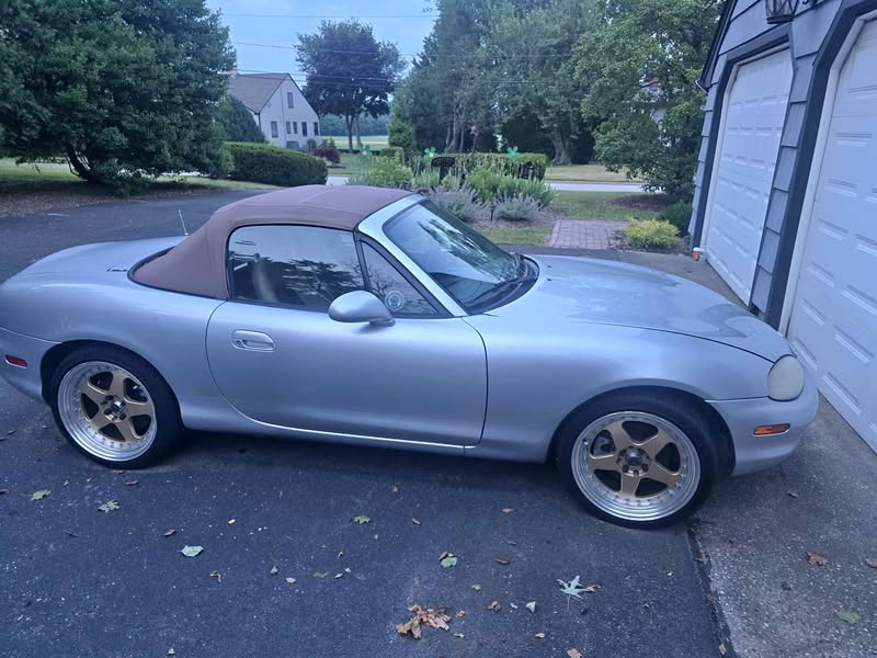 2001 Mazda MAZDA MX-5 Miata RF