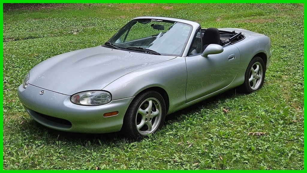 1999 Mazda MX-5 Miata 2dr Convertible Stock Number 4141761
