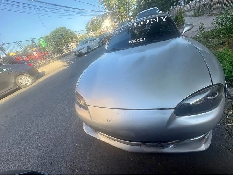 2001 Mazda MAZDA MX-5 Miata RF - Club Convertible 2D