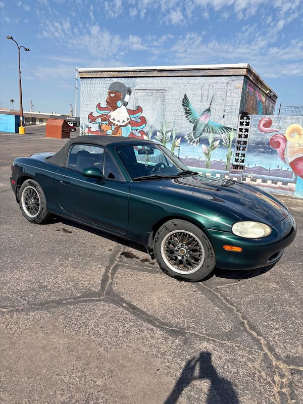 1999 Mazda MAZDA MX-5 Miata RF - 30th Anniversary Convertible 2D