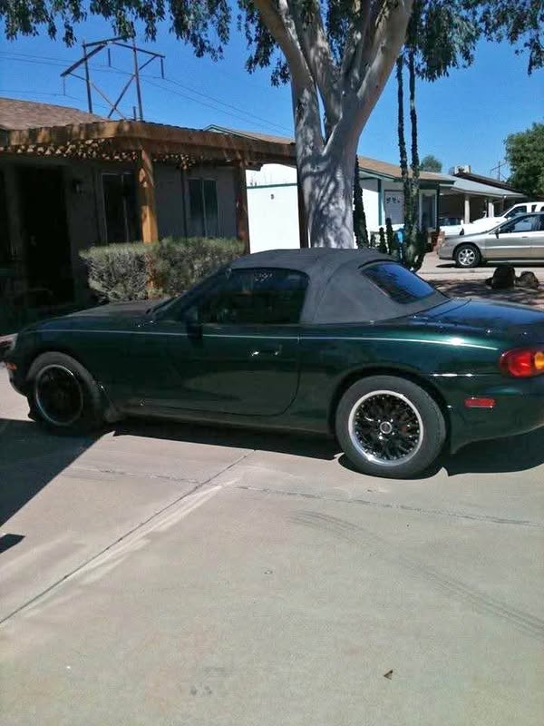 1999 Mazda MAZDA MX-5 Miata RF - 30th Anniversary Convertible 2D