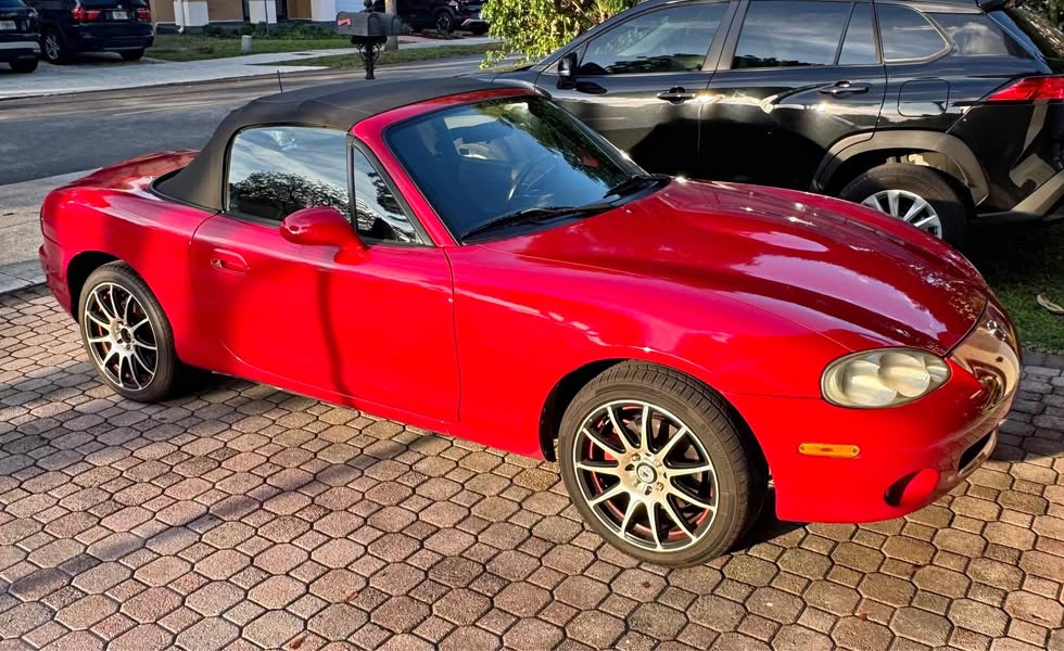 Mazda MX5 Miata 2003
