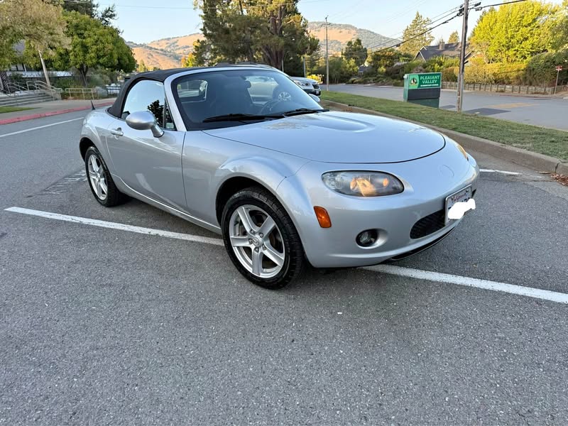 2006 Mazda MAZDA MX-5 Miata RF