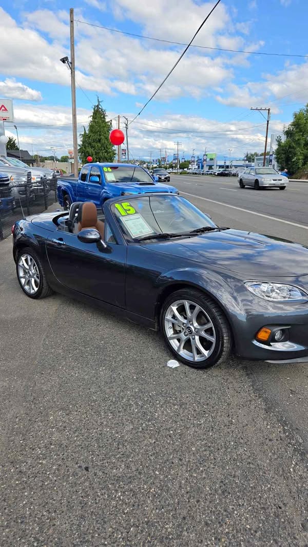 2015 Mazda MAZDA MX-5 Miata RF - Grand Touring Convertible 2D