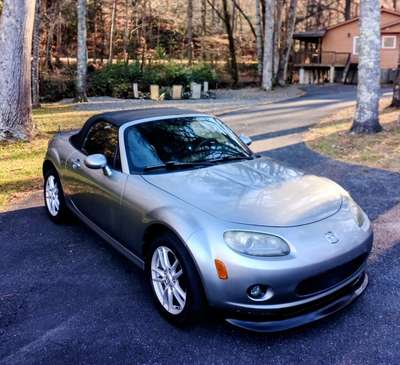 2012 MAZDA MX-5 MIATA NICE WILL TRADE for supermoto or performance - Loaded