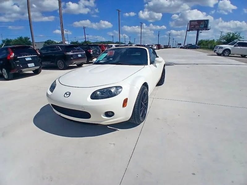 2006 Mazda MX-5 MIATA