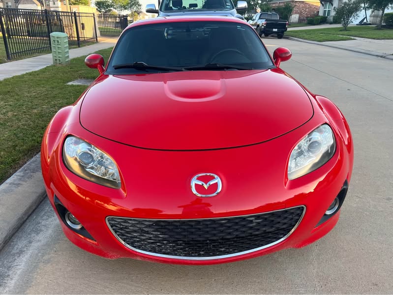 2013 Mazda MAZDA MX-5 Miata RF - Launch Edition SV Convertible 2D