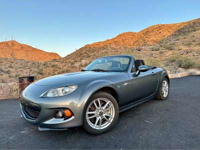 2013 Mazda MAZDA MX-5 Miata RF - Convertible