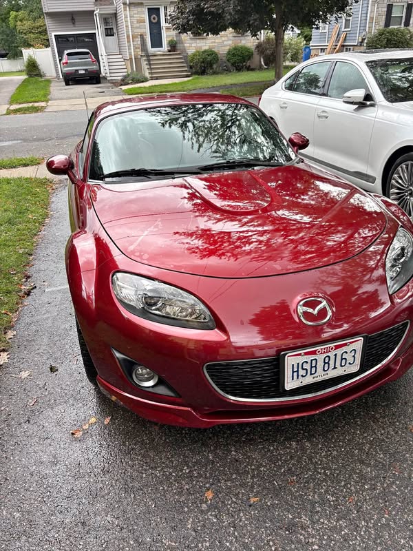 2011 Mazda MAZDA MX-5 Miata RF - Grand Touring Convertible 2D