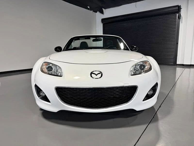 2015 Mazda MX-5 Miata  Club Convertible 2D