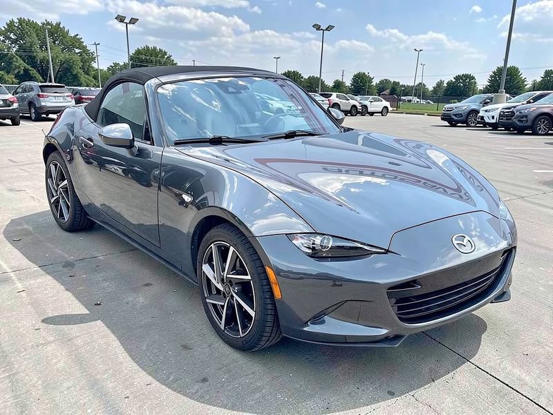 2022 Mazda MX-5 Miata Grand Touring  27743 Miles