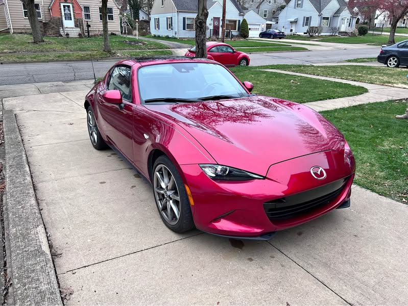 2022 Mazda MAZDA MX-5 Miata RF - Grand Touring Convertible 2D