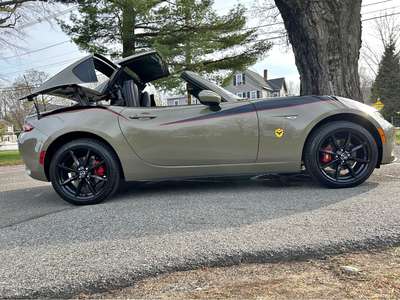 2023 Mazda MAZDA MX-5 Miata RF - Grand Touring Convertible 2D