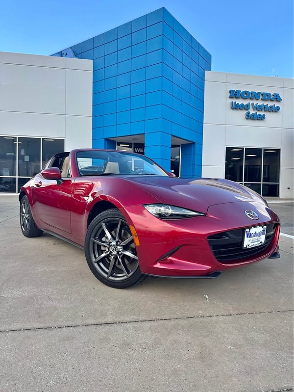 2019 Mazda MAZDA MX-5 Miata RF - Grand Touring Convertible 2D