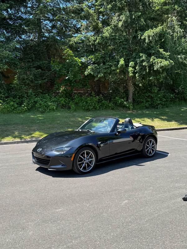 2020 Mazda MAZDA MX-5 Miata RF - Grand Touring Convertible 2D