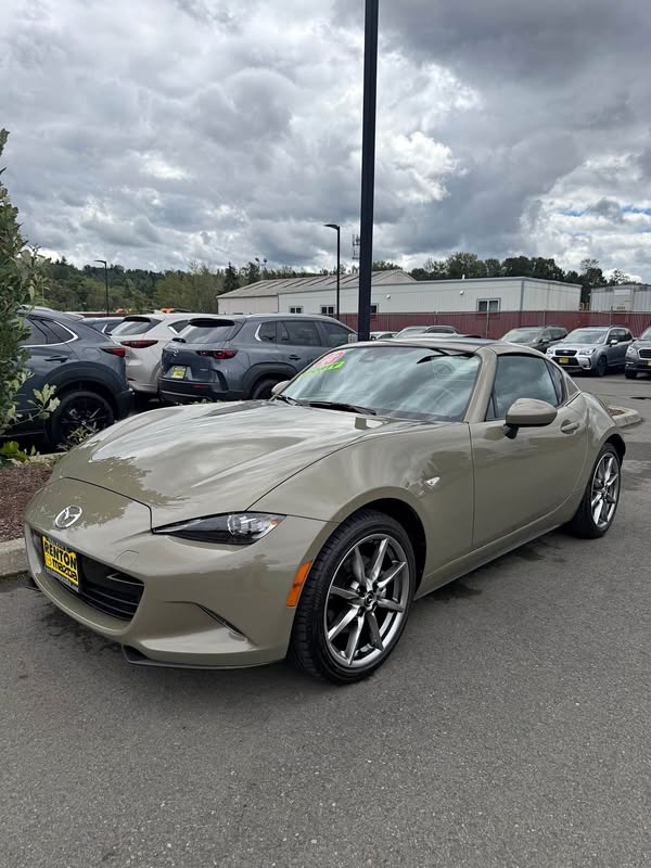 2023 Mazda MAZDA MX-5 Miata RF - Grand Touring Convertible 2D