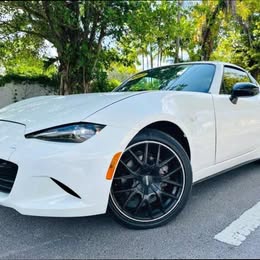 2017 Mazda MX-5 Miata RF Club RWD \ud83d\ude0e 22791 Miles