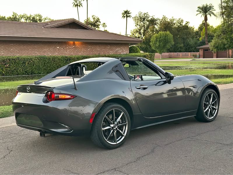 2020 Mazda MAZDA MX-5 Miata RF - Grand Touring Convertible 2D