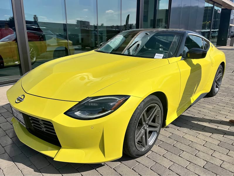 2024 Nissan Z - Sport