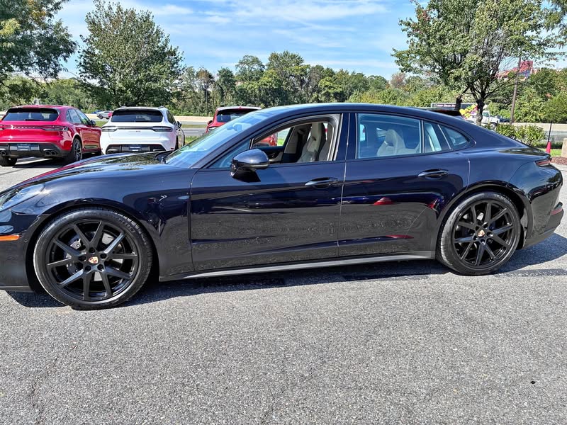 2025 Porsche Panamera - 4 Sedan 4D
