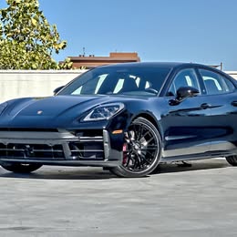 2026 Porsche Panamera GTS  0 Miles