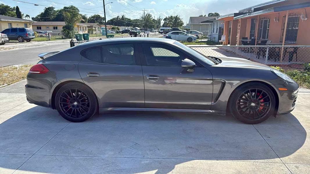 2014 Porsche Panamera - Turbo S Sport Turismo Sedan 4D