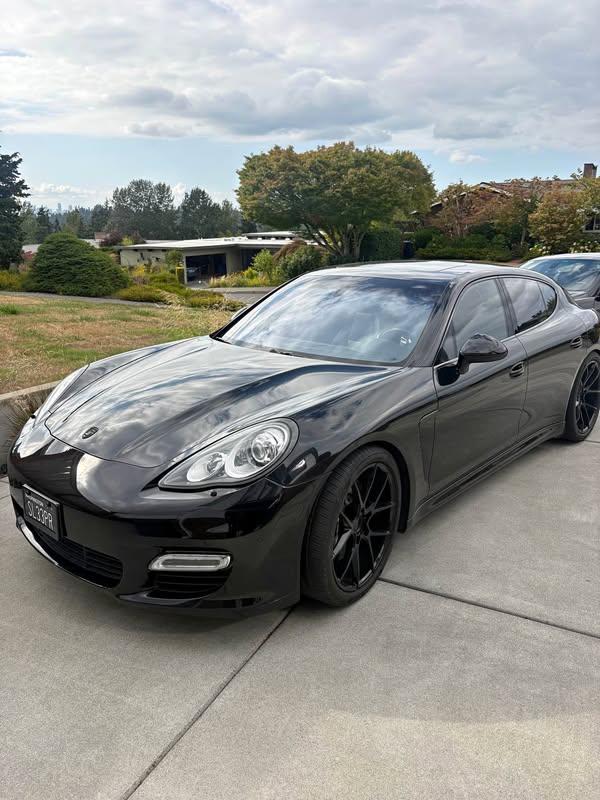 2010 Porsche Panamera - Turbo