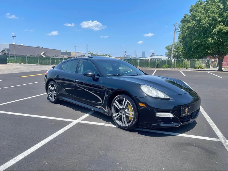 2011 Porsche Panamera - Turbo