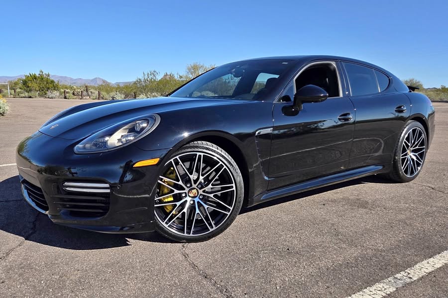 2015 Porsche Panamera Turbo S
